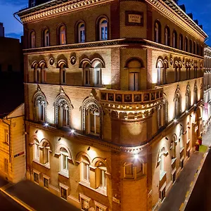 **** Ξενοδοχείο Museum Ουγγαρία