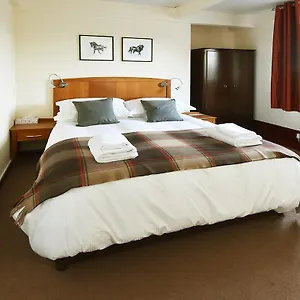 Country 3*, Harrogate United Kingdom