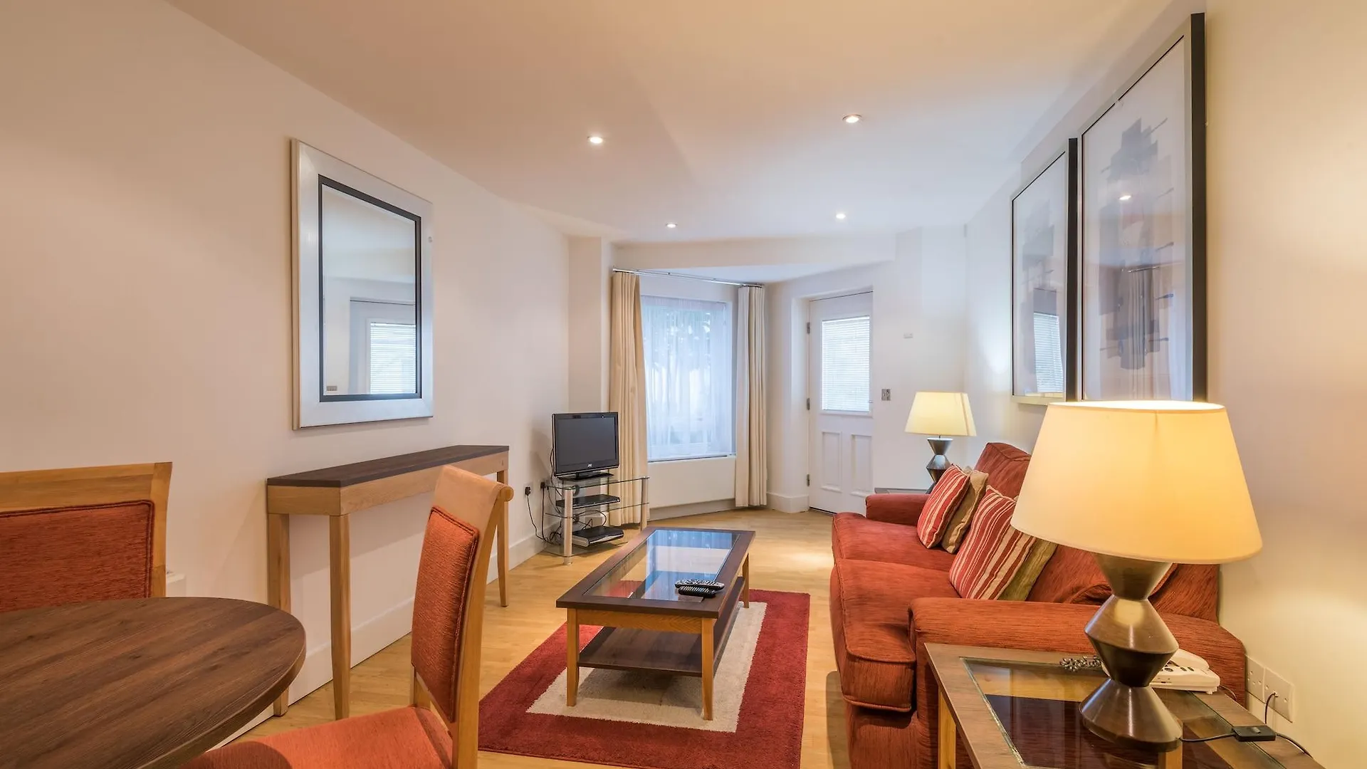Marlin Apartments Commercial Road - Limehouse London 4*,